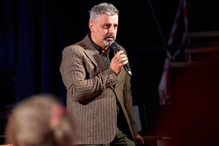 Pr&oacute;ba prasowa do spektaklu &bdquo;Dzień świstaka&rdquo; w Teatrze Muzycznym Capitol