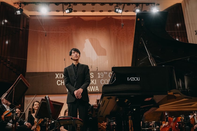 Na zdjęciu Eric Lu, laureat I nagrody XIX Konkursu Chopinowskiego
