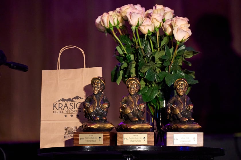 III edycja Og&oacute;lnopolskiego Senioralnego Festiwalu Piosenki Artystycznej w ramach Wrocławskich Dni Seniora - koncert finałowy