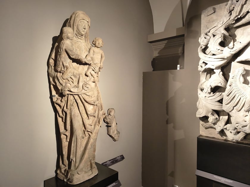 św. Anna Samotrzeć | zepitafium mieszczanina wrocławskiego | z zachodniej elewacji kościoła klasztornego pw. św. Wojciecha | 1507 | śląski piaskowiec kredowy