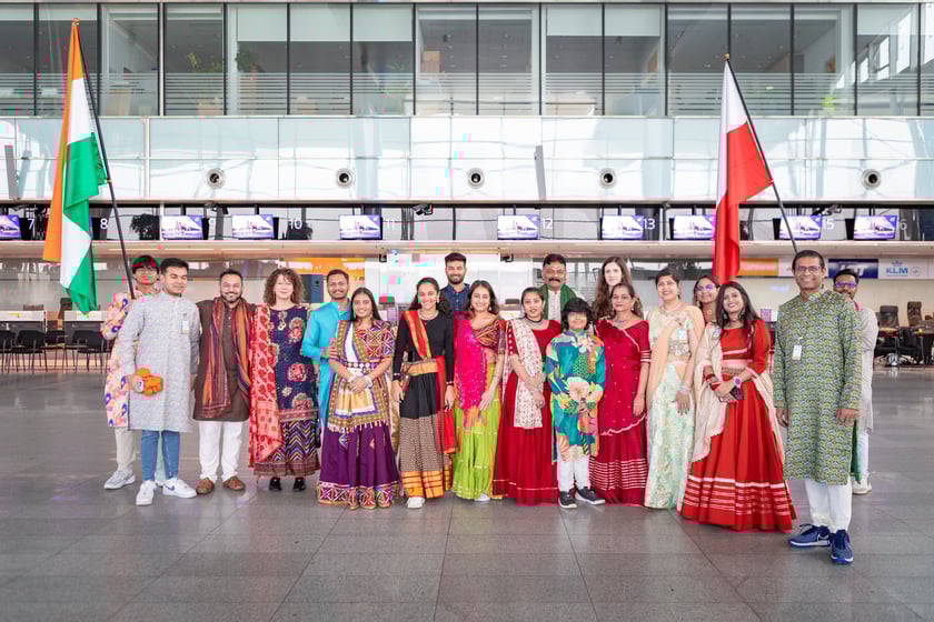 Obchody Święta Diwali na lotnisku we Wrocławiu, 2 listopada 2025
