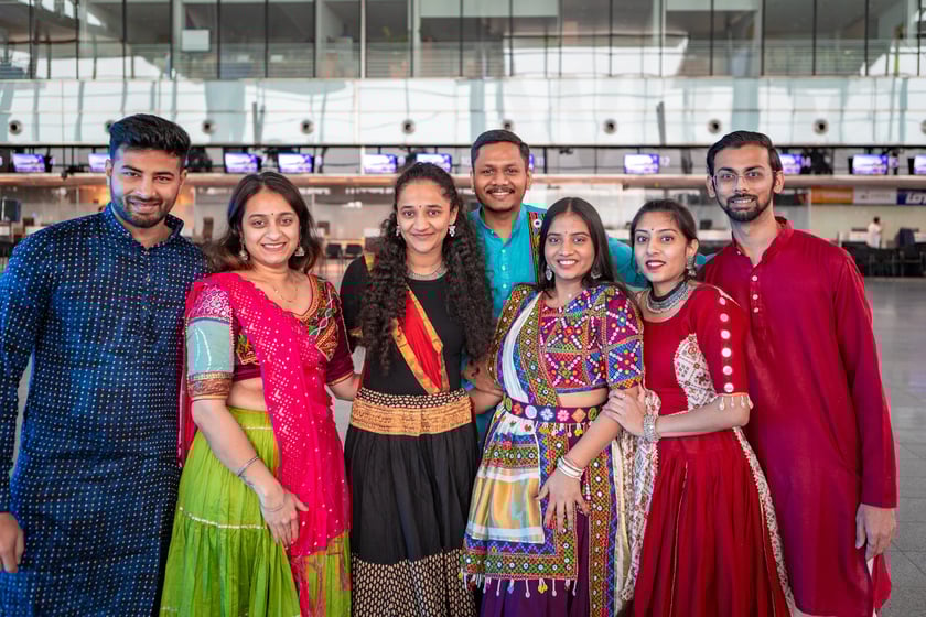 Obchody Święta Diwali na lotnisku we Wrocławiu, 2 listopada 2025