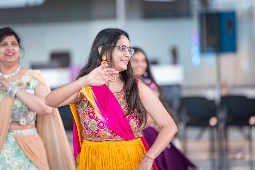 Obchody Święta Diwali na lotnisku we Wrocławiu, 2 listopada 2025