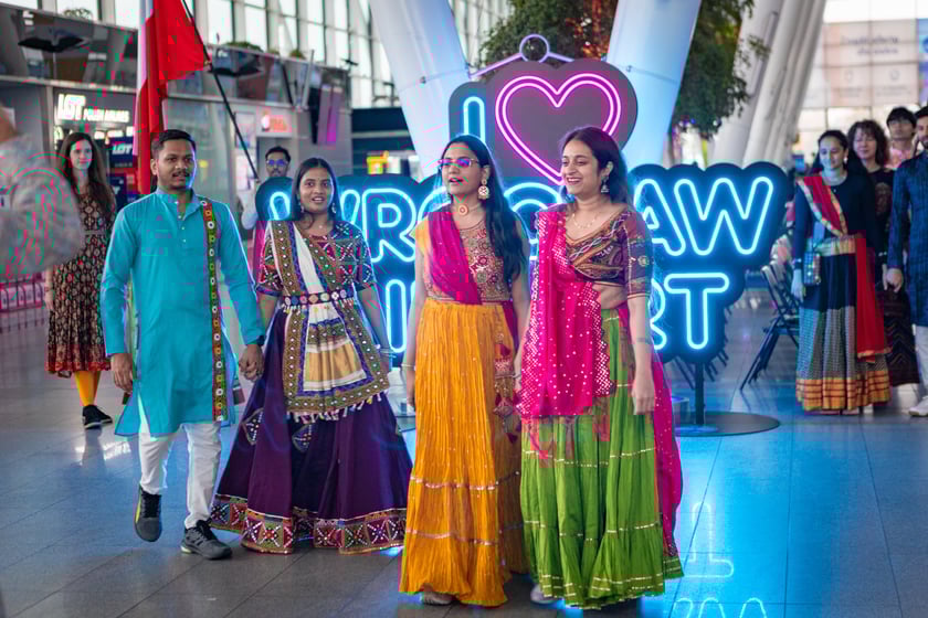 Obchody Święta Diwali na lotnisku we Wrocławiu, 2 listopada 2025