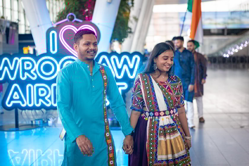 Obchody Święta Diwali na lotnisku we Wrocławiu, 2 listopada 2025