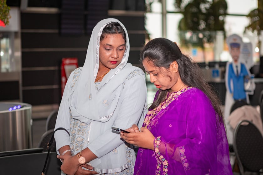 Obchody Święta Diwali na lotnisku we Wrocławiu, 2 listopada 2025