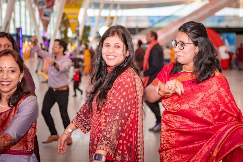 Obchody Święta Diwali na lotnisku we Wrocławiu, 2 listopada 2025