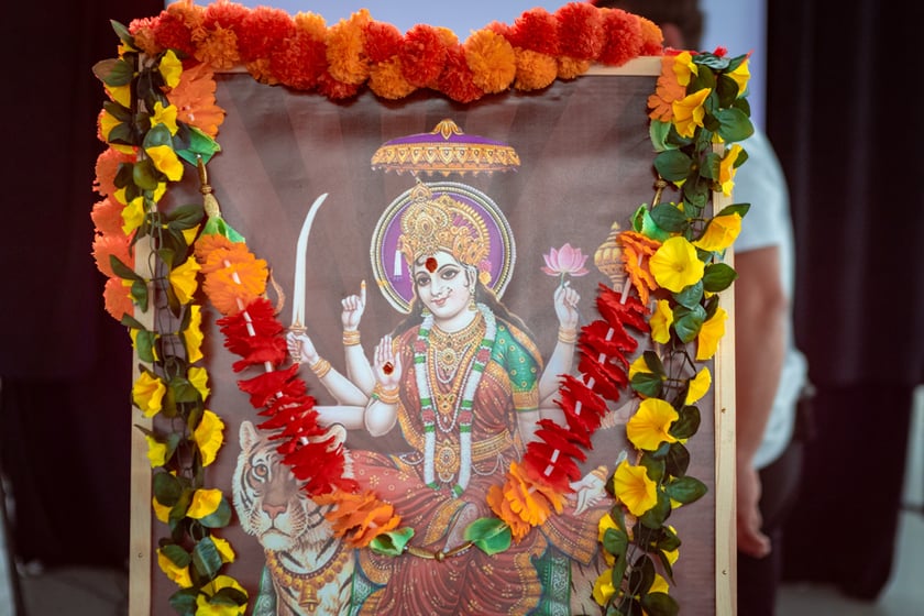 Obchody Święta Diwali na lotnisku we Wrocławiu, 2 listopada 2025