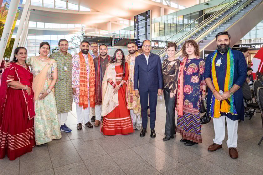 Obchody Święta Diwali na lotnisku we Wrocławiu, 2 listopada 2025