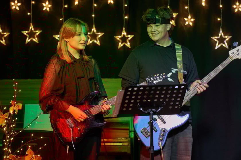 Kolędowanie w IV Liceum Ogólnokształcącym we Wrocławiu