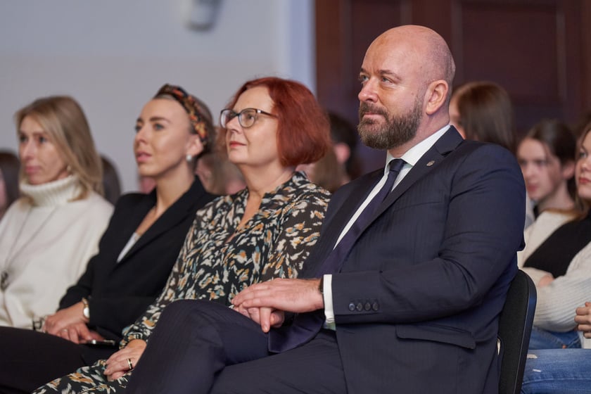 Kolędowanie w IV Liceum Ogólnokształcącym we Wrocławiu