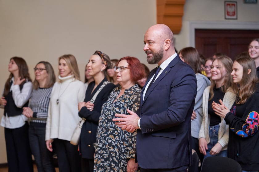 Kolędowanie w IV Liceum Ogólnokształcącym we Wrocławiu