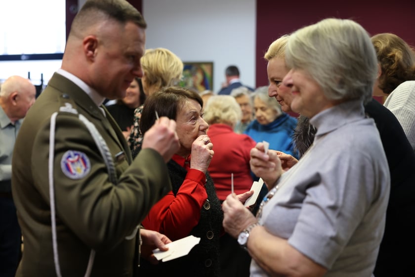 Spotkanie świąteczno-noworoczne z członkami stowarzyszenia Dolnośląska Rodzina Katyńska, 16.01.2024