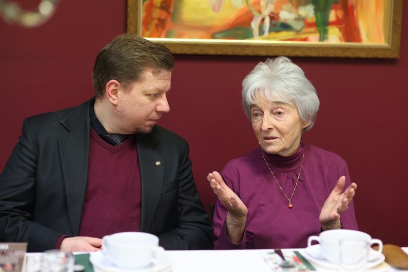 Spotkanie świąteczno-noworoczne z członkami stowarzyszenia Dolnośląska Rodzina Katyńska, 16.01.2024