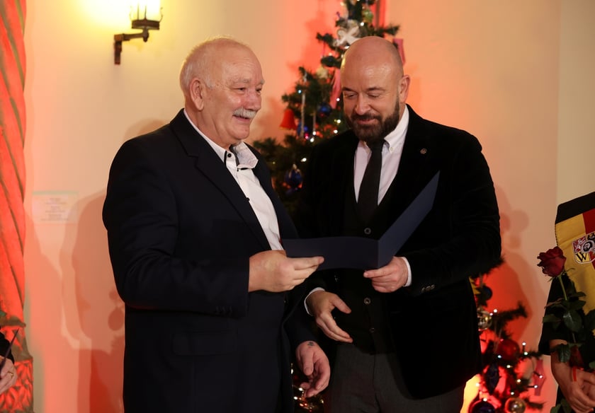 Uroczystość we wrocławskim starym Ratuszu, podczas której podziękowania za pracę na rzecz seniorów odebrało ponad 30 zaangażowanych społecznie wrocławian i wrocławianek.