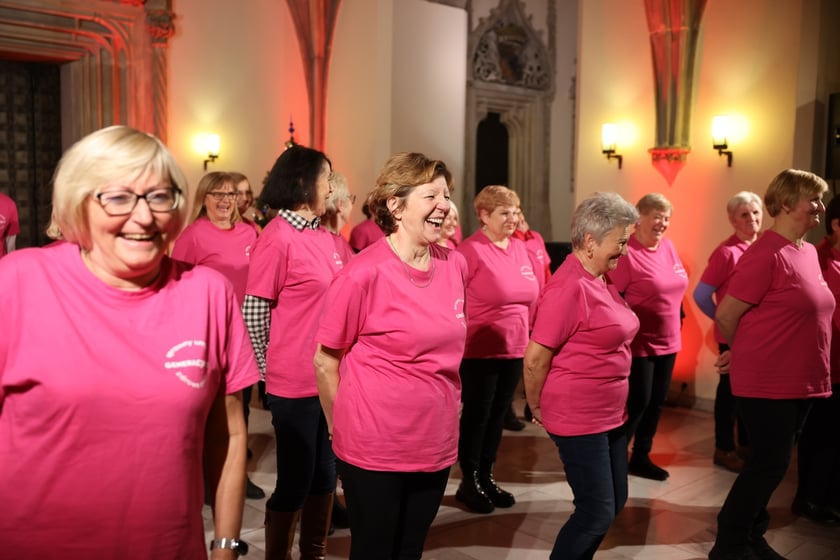 Uroczystość we wrocławskim starym Ratuszu, podczas której podziękowania za pracę na rzecz seniorów odebrało ponad 30 zaangażowanych społecznie wrocławian i wrocławianek.