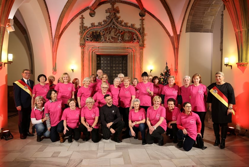 Uroczystość we wrocławskim starym Ratuszu, podczas której podziękowania za pracę na rzecz seniorów odebrało ponad 30 zaangażowanych społecznie wrocławian i wrocławianek.