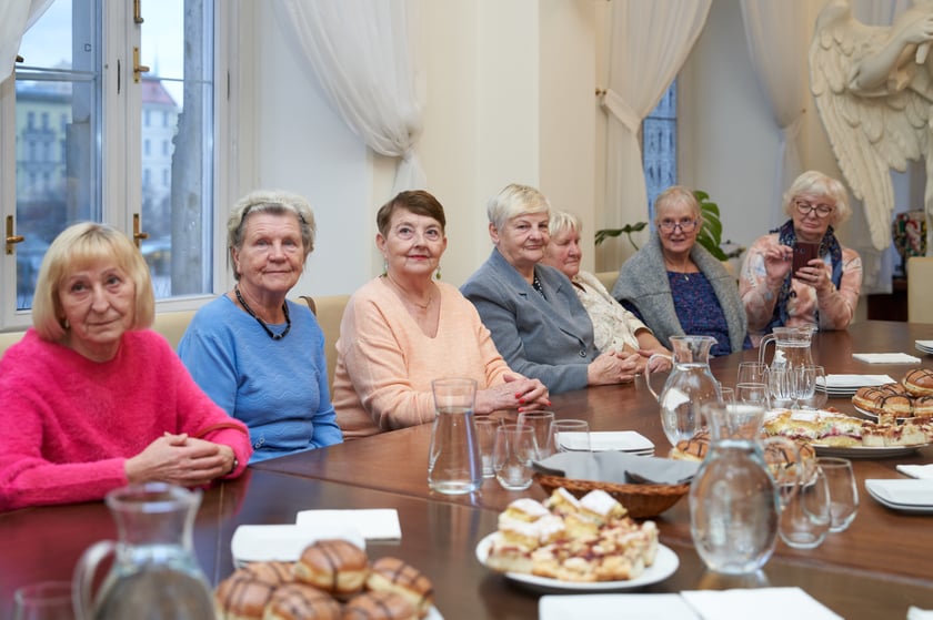 Wizyta seniorów w gabinecie  prezydenta Wrocławia