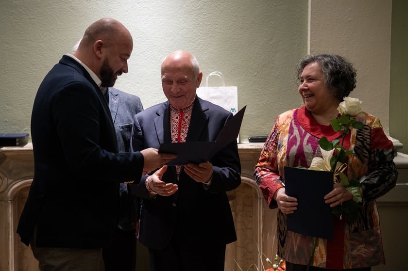 Uroczystość, której gospodarzem był prezydent Wrocławia Jacek Sutryk, była okazją do podziękowania za wkład w rozwój dialogu międzykulturowego we Wrocławiu.