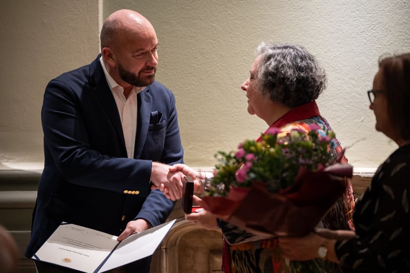 Uroczystość, której gospodarzem był prezydent Wrocławia Jacek Sutryk, była okazją do podziękowania za wkład w rozwój dialogu międzykulturowego we Wrocławiu.