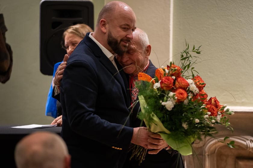 Uroczystość, której gospodarzem był prezydent Wrocławia Jacek Sutryk, była okazją do podziękowania za wkład w rozwój dialogu międzykulturowego we Wrocławiu.