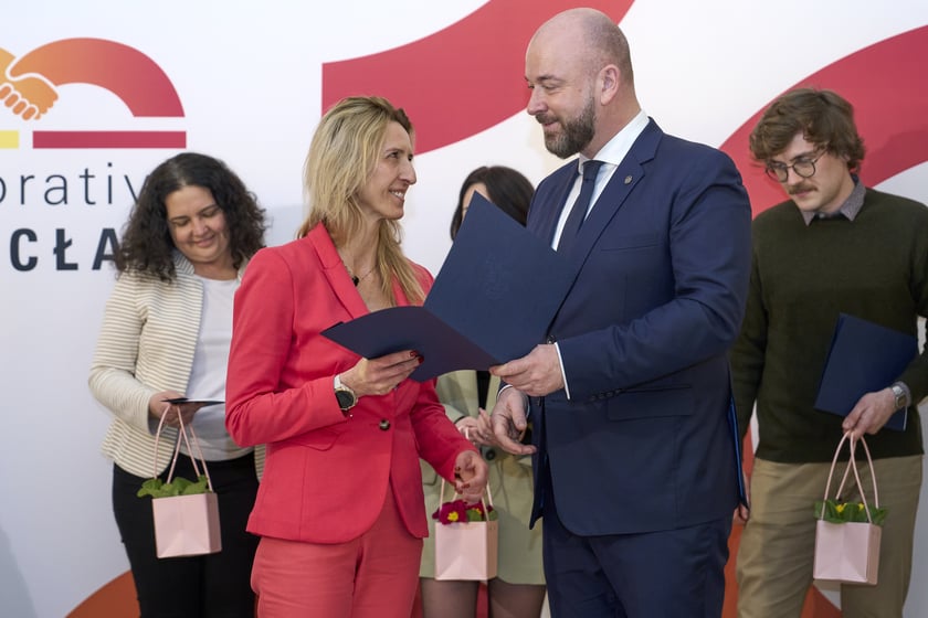 Wyróżnienia prezydenta Wrocławia dla podmiotów współpracujących z Wrocławskim Centrum Integracji