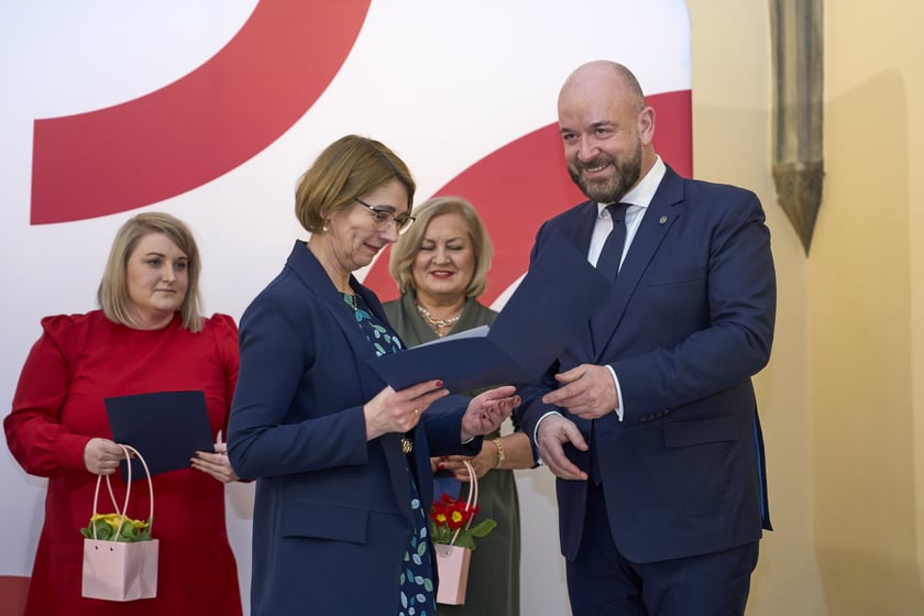Wyróżnienia prezydenta Wrocławia dla podmiotów współpracujących z Wrocławskim Centrum Integracji