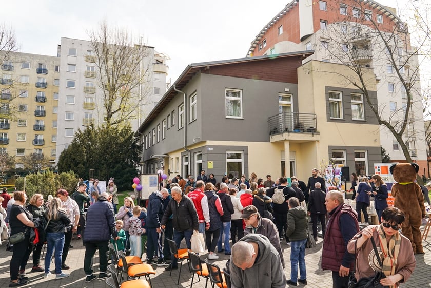 Paczki wielkanocne w domu Na Ciepłej (MOPS), 27 marca 2024 roku