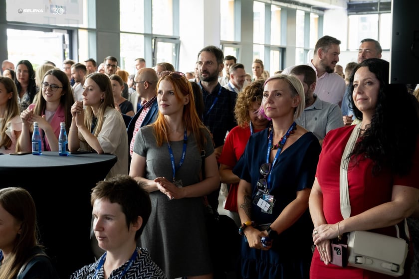 Obchody 30. rocznicy założenia Seleny połączone zostały z uroczystym otwarciem nowej siedziby centrali Grupy. Selena przeniosła się do budynku w kompleksie Business Garden przy ul. Legnickiej we Wrocławiu.