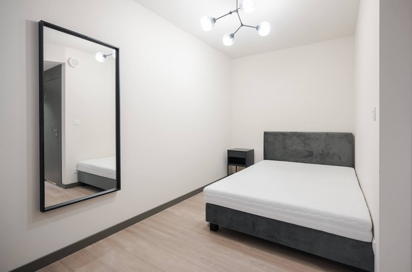 Nowy, wrocławski apartamentowiec znajduje się przy ulicy Romualda Traugutta