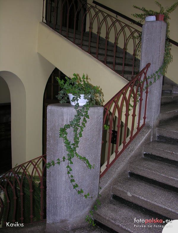 Fantazyjnie zakręcone i przepięknie wykonane ? schody we wrocławskich kamienicach i budynkach użyteczności publicznej