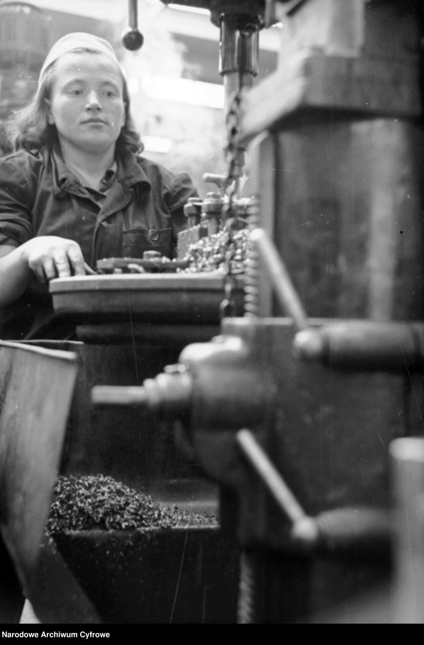 Kobiety pracujące w Pafawagu. Rok 1950.