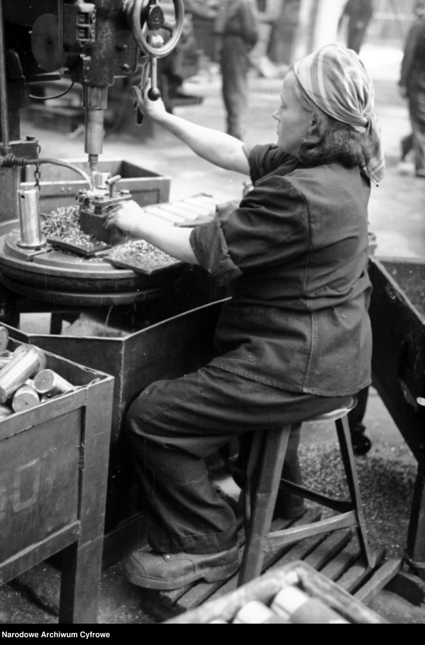 Kobiety pracujące w Pafawagu. Rok 1950.