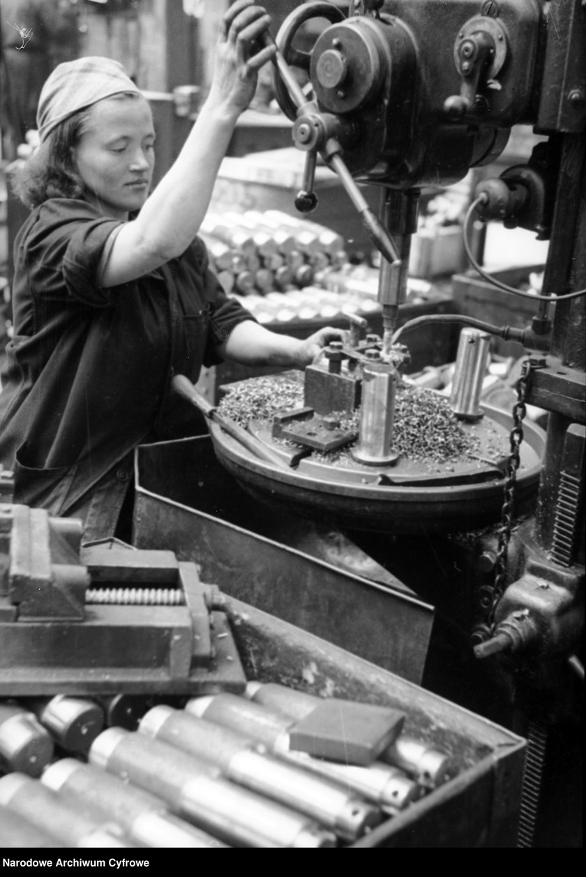 Kobiety pracujące w Pafawagu. Rok 1950.