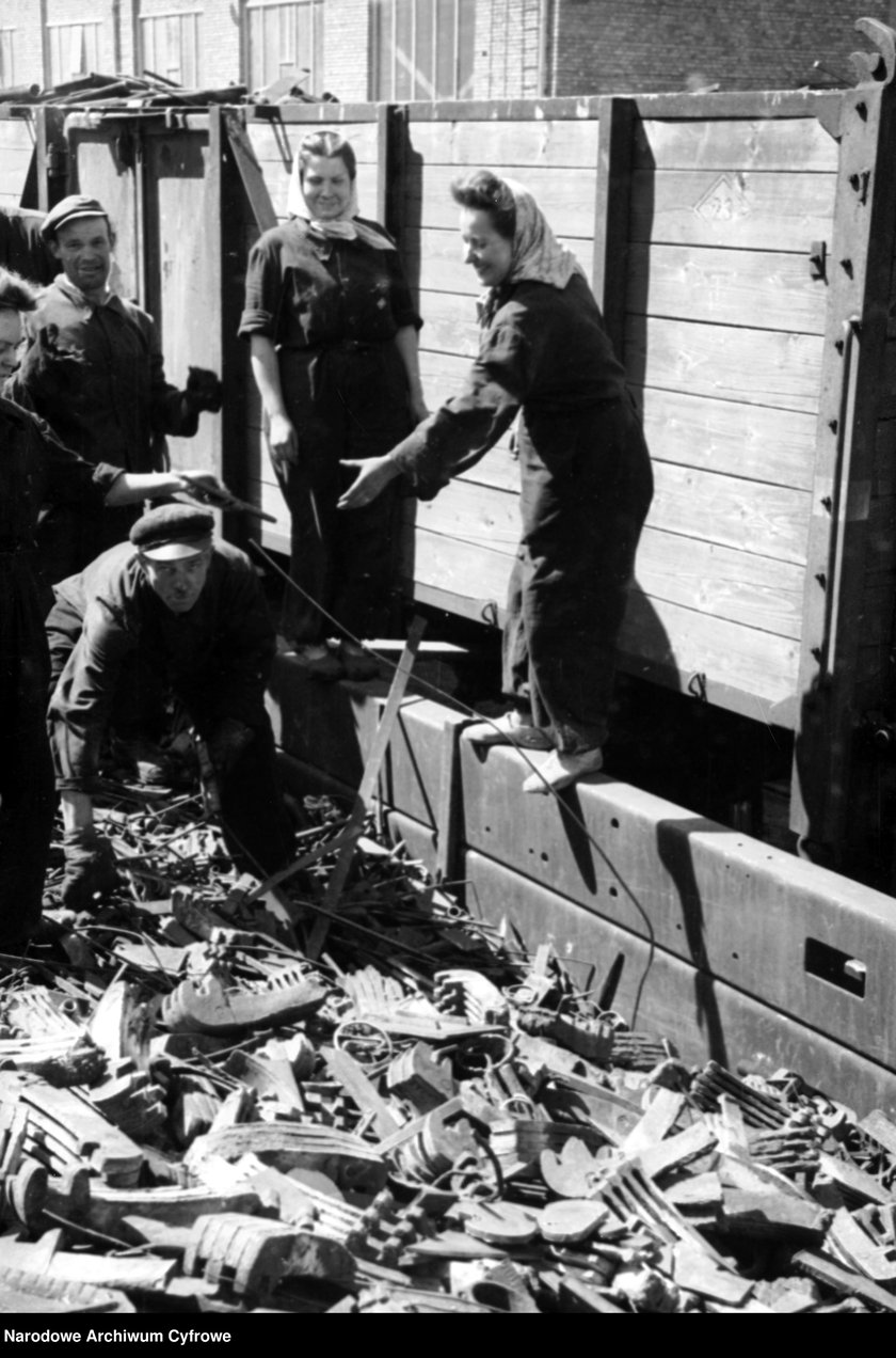 Kobiety pracujące w Pafawagu. Rok 1950.