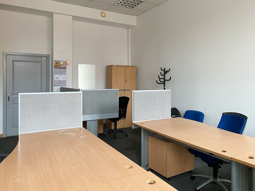 Dawna Poczta Paczkowa i Telegraf pod adresem ul. Purykiniego 2 we Wrocławiu