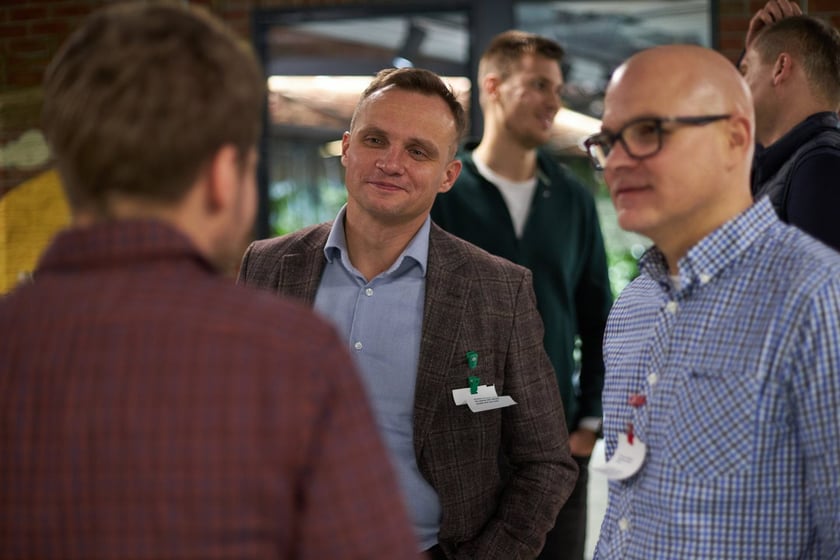 Na zdjęciu uczestnicy spotkania. W piątek, 9 grudnia br., w siedzibie Google we Wrocławiu zaprezentowano najbardziej wyczekiwaną publikację polskiej branży startupowej, czyli najnowszy raport ?Polskie Startupy 2022?.