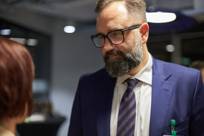 Na zdjęciu uczestnicy spotkania. W piątek, 9 grudnia br., w siedzibie Google we Wrocławiu zaprezentowano najbardziej wyczekiwaną publikację polskiej branży startupowej, czyli najnowszy raport ?Polskie Startupy 2022?.