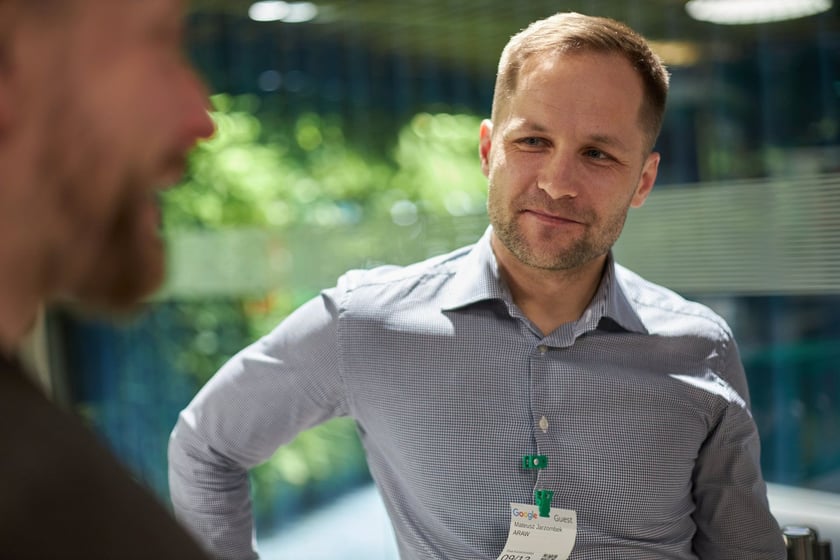 Na zdjęciu uczestnicy spotkania. W piątek, 9 grudnia br., w siedzibie Google we Wrocławiu zaprezentowano najbardziej wyczekiwaną publikację polskiej branży startupowej, czyli najnowszy raport ?Polskie Startupy 2022?.