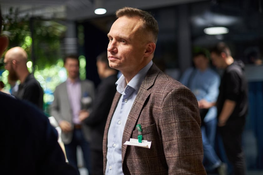 Na zdjęciu uczestnicy spotkania. W piątek, 9 grudnia br., w siedzibie Google we Wrocławiu zaprezentowano najbardziej wyczekiwaną publikację polskiej branży startupowej, czyli najnowszy raport ?Polskie Startupy 2022?.