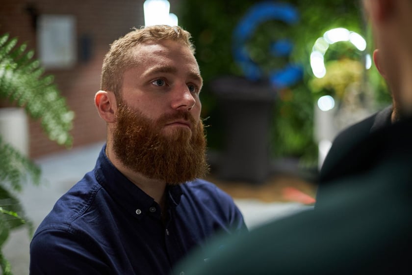 Na zdjęciu uczestnicy spotkania. W piątek, 9 grudnia br., w siedzibie Google we Wrocławiu zaprezentowano najbardziej wyczekiwaną publikację polskiej branży startupowej, czyli najnowszy raport ?Polskie Startupy 2022?.