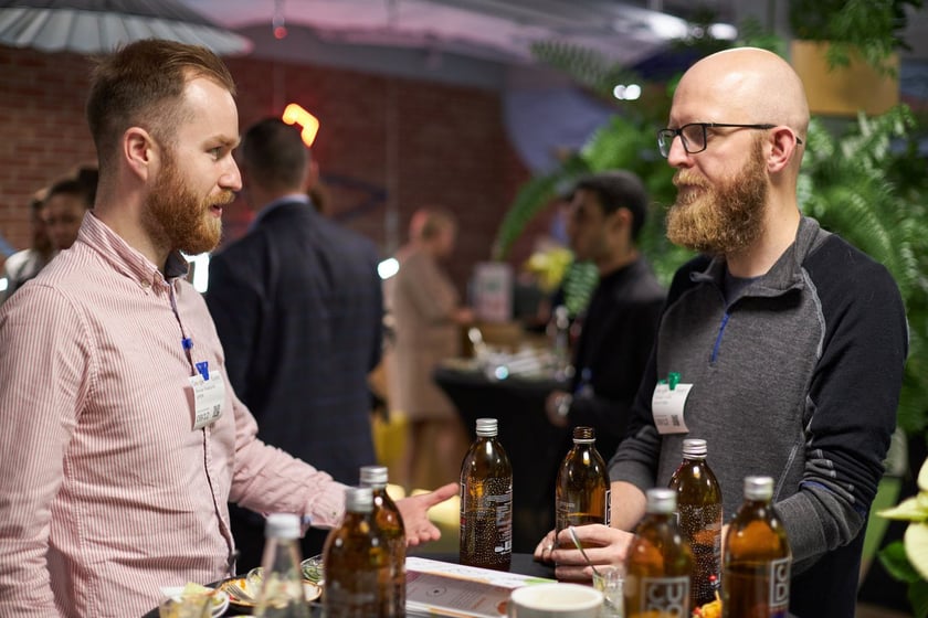 Na zdjęciu uczestnicy spotkania. W piątek, 9 grudnia br., w siedzibie Google we Wrocławiu zaprezentowano najbardziej wyczekiwaną publikację polskiej branży startupowej, czyli najnowszy raport ?Polskie Startupy 2022?.
