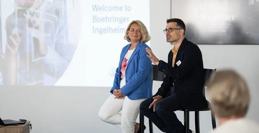 Boehringer Ingelheim stawia na Wrocław i otwiera dział usług prawnych Legal &amp; Compliance.
Niemiecki koncern farmaceutyczny Boehringer Ingelheim rozwija swoje Centrum Usług Biznesowych we Wrocławiu. 19 maja br. firma poinformowała, że otwiera we Wrocławiu dział usług prawnych. Firma potroi zatrudnienie w 2022 r. i ma pracę dla specjalist&oacute;w m.in. od finans&oacute;w, podatk&oacute;w, obsługi klient&oacute;w, rachunkowości, HR i usług prawnych.