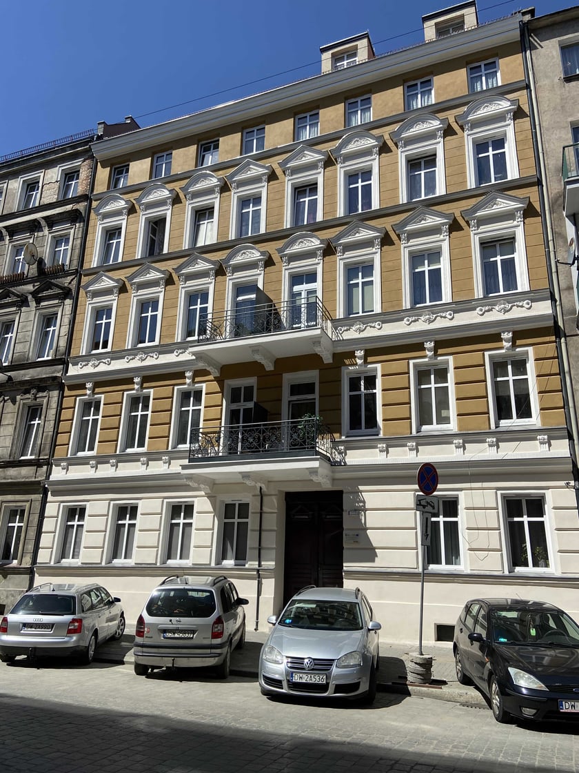 Wyremontowana kamienica przy Chudoby 13