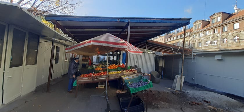 Na zdjęciu targowisko przy ul. Ptasiej