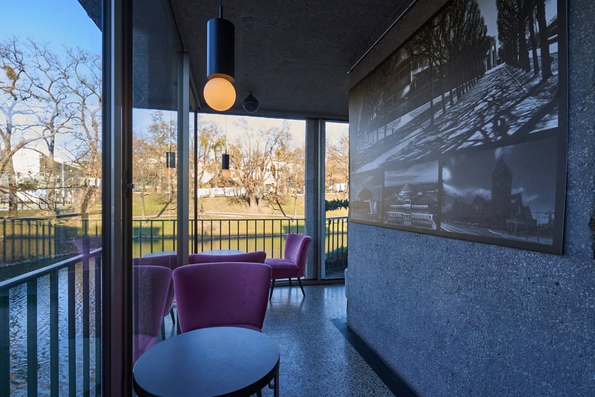 Kawiarnia Cafe Berg, domek nad fosą Maxa Berga we Wrocławiu