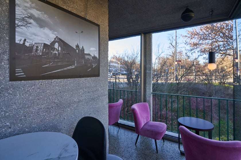 Kawiarnia Cafe Berg, domek nad fosą Maxa Berga we Wrocławiu