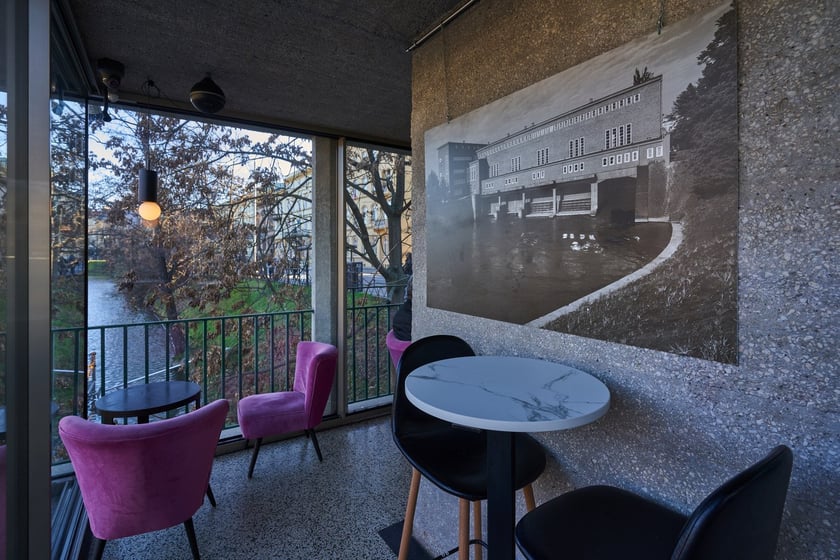 Kawiarnia Cafe Berg, domek nad fosą Maxa Berga we Wrocławiu