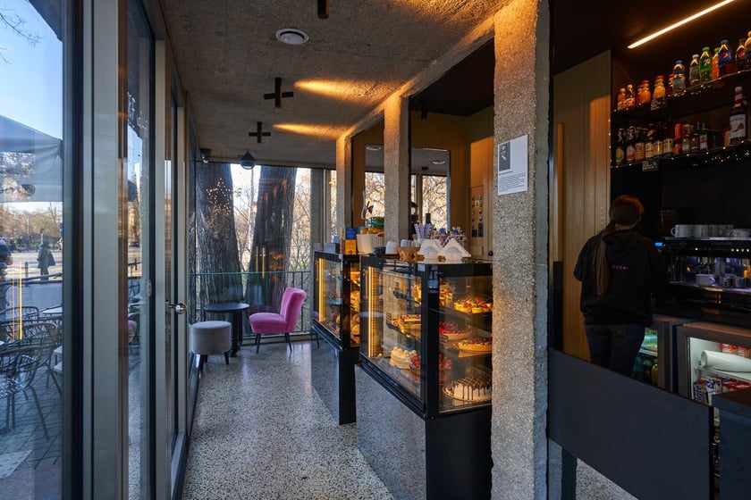 Kawiarnia Cafe Berg, domek nad fosą Maxa Berga we Wrocławiu