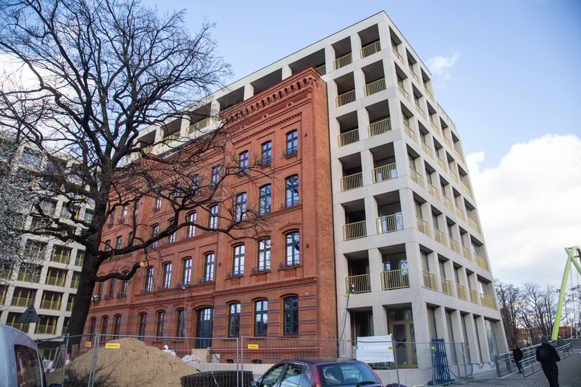 Inwestycja Bulwary Drobnera, gdzie wykorzystano elewację starej szkoły&nbsp;